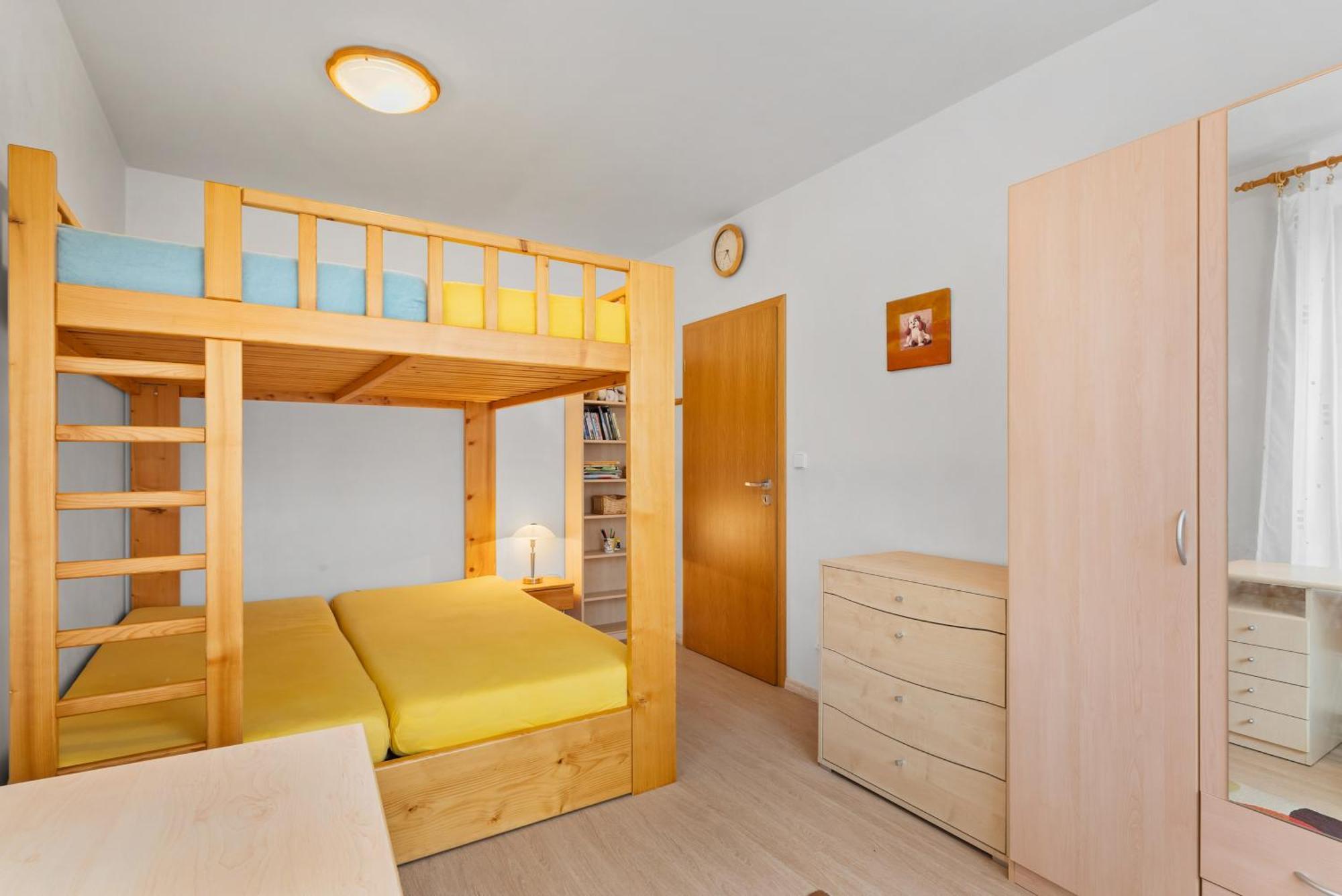 Tiche Anenske Apartmany S Hotelovym Servisem, S Kvalitni Bufetovou Snidani A S Exklusivnim Saunovym Wellness Grotta Spa - By Relax 哈拉霍夫 外观 照片