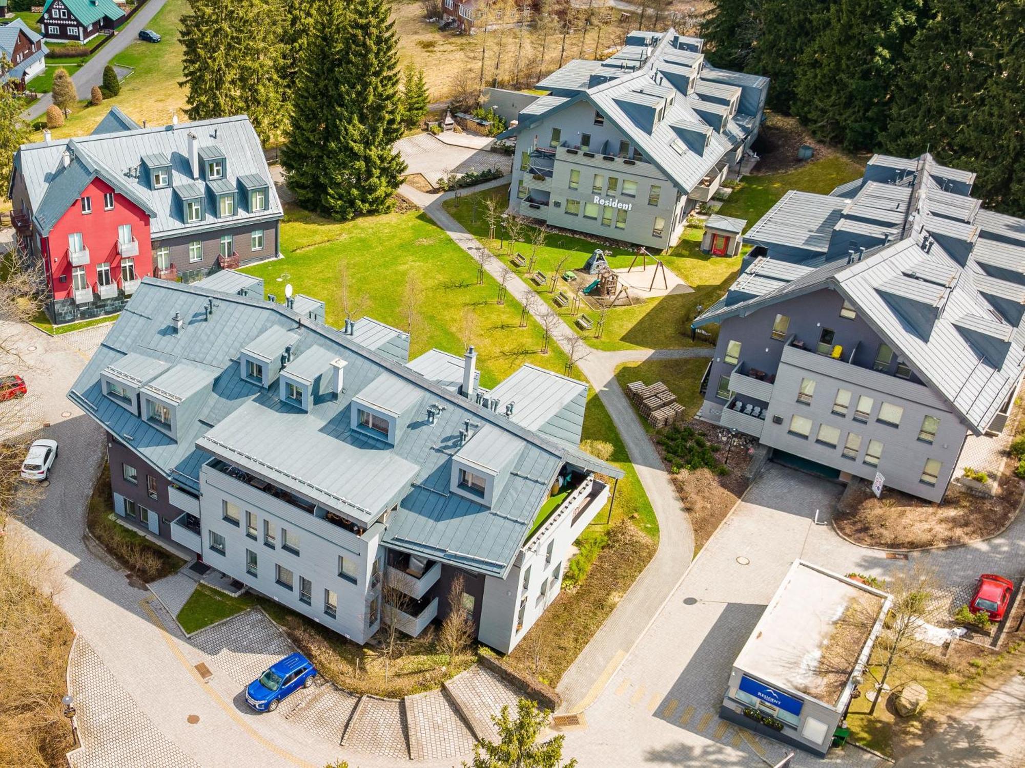 Tiche Anenske Apartmany S Hotelovym Servisem, S Kvalitni Bufetovou Snidani A S Exklusivnim Saunovym Wellness Grotta Spa - By Relax 哈拉霍夫 外观 照片