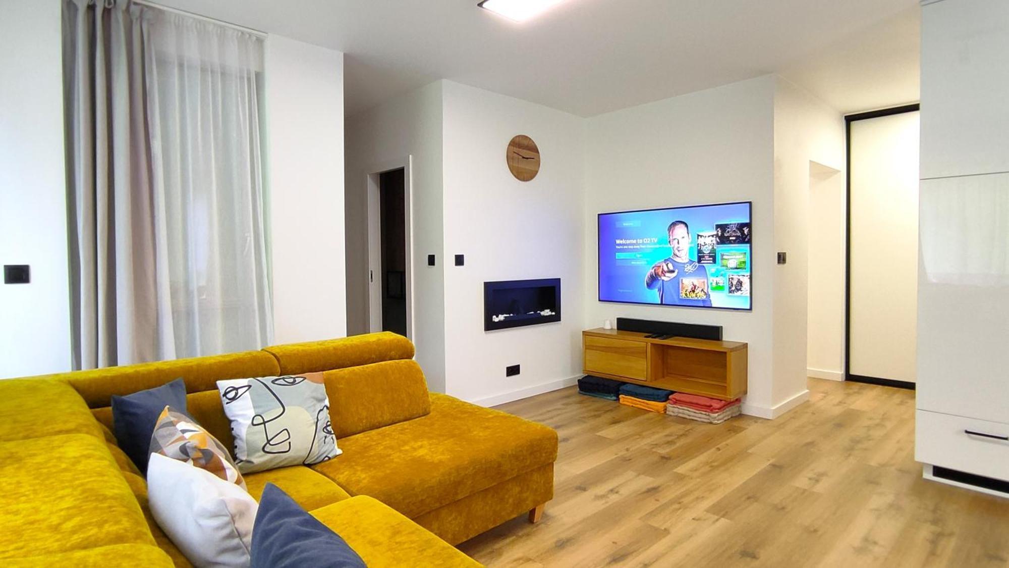 Tiche Anenske Apartmany S Hotelovym Servisem, S Kvalitni Bufetovou Snidani A S Exklusivnim Saunovym Wellness Grotta Spa - By Relax 哈拉霍夫 外观 照片